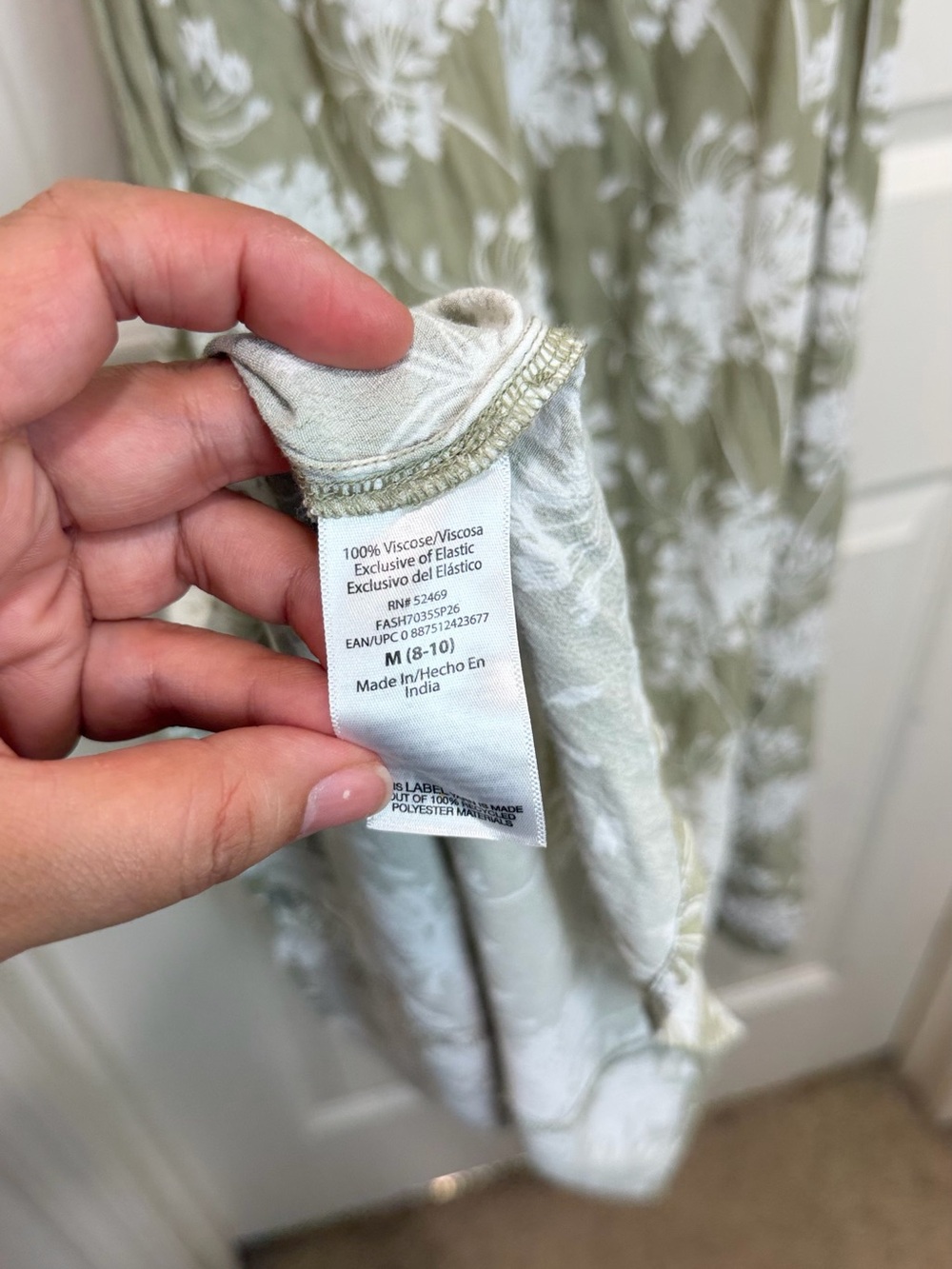 Free Assembly Floral Tie-Shoulder Smocked Maxi Dress Sz M - Picture 9 of 9